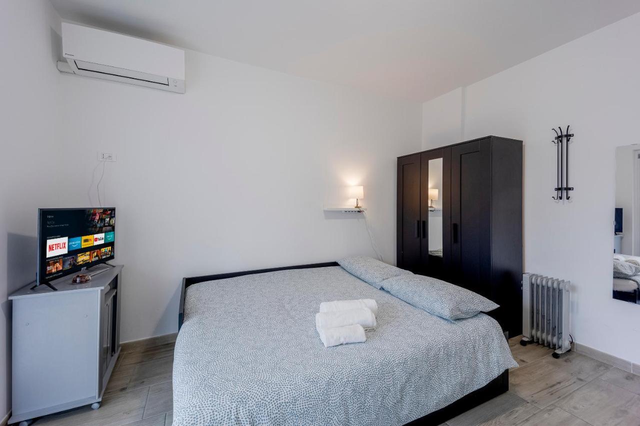 Il Gattino Di Porto - Apt 1 - Monolocale Veranda Piscina 임페리아 외부 사진