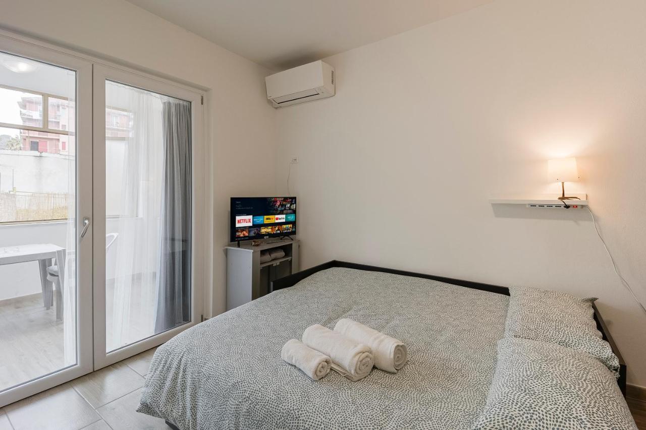 Il Gattino Di Porto - Apt 1 - Monolocale Veranda Piscina 임페리아 외부 사진