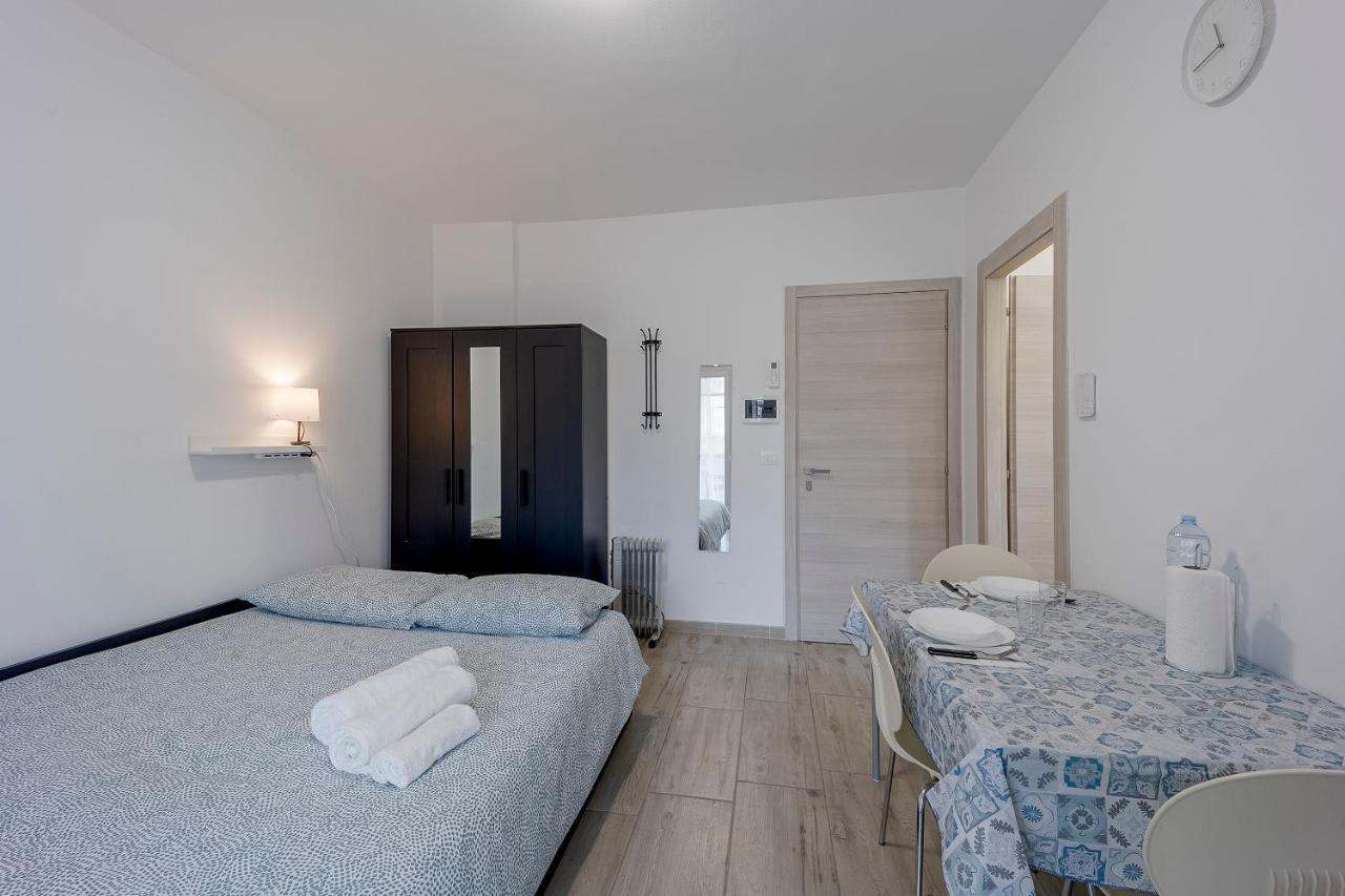 Il Gattino Di Porto - Apt 1 - Monolocale Veranda Piscina 임페리아 외부 사진